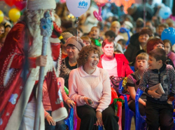 Южноуральцы могут помочь в проведение  «Необыкновенных Елок» для 1500 детей с инвалидностью